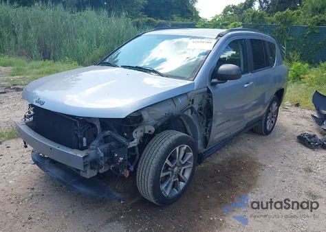 2017 Jeep Compass Sport Se 4X4 z USA, uszkodzony, nr VIN 1C4NJDBB1HD130169